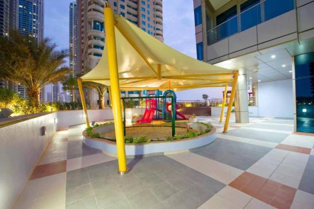 1 Bed Apartment With Sea View, Pool, Gym & Free Parking In Dubai Marina Eksteriør billede