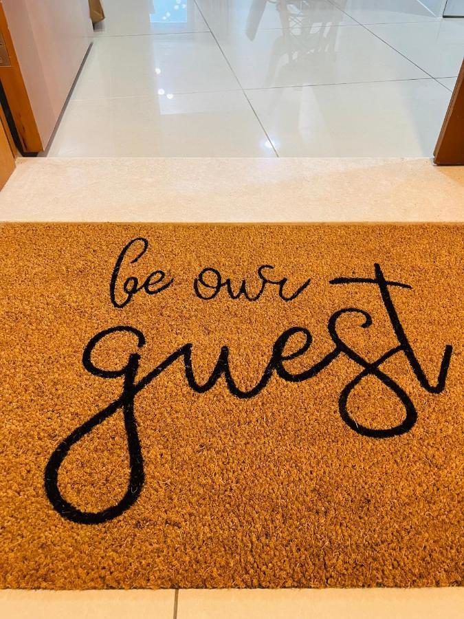 1 Bed Apartment With Sea View, Pool, Gym & Free Parking In Dubai Marina Eksteriør billede